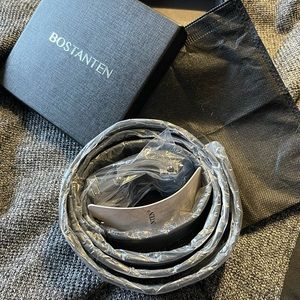 Menβs Leather Ratchet Dress Belt